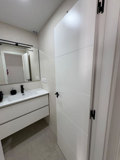 Image No.31-3 Bed House for sale