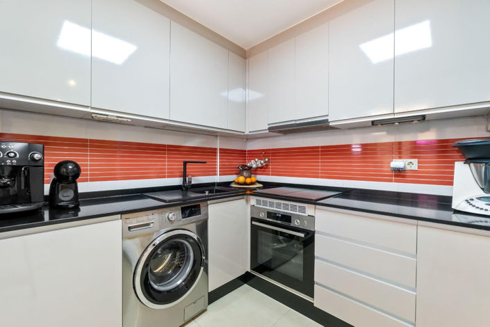 Image No.21-3 Bed House for sale