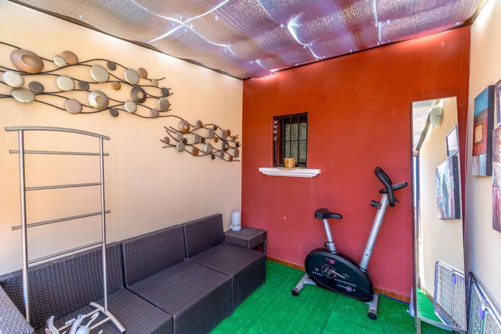 Image No.30-3 Bed House for sale