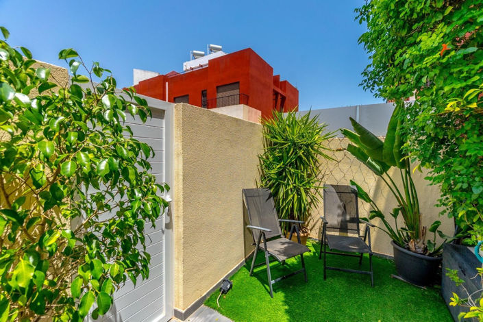 Image No.32-3 Bed House for sale