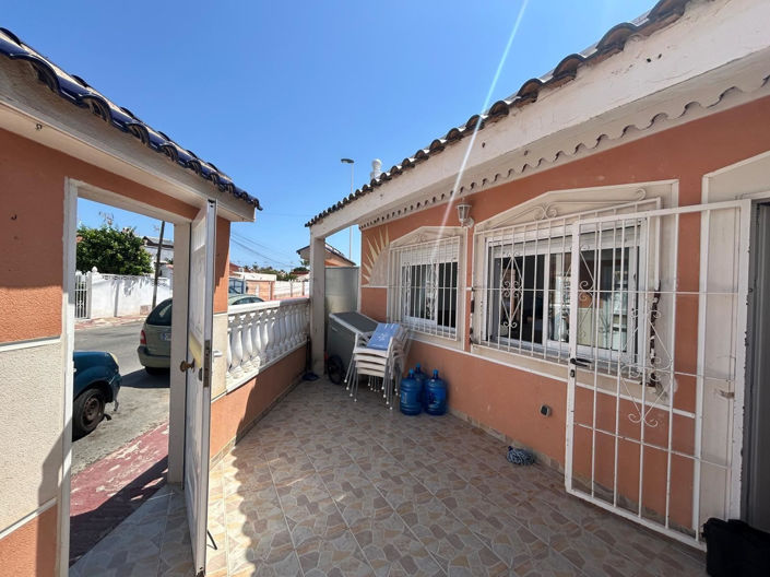 Image No.2-3 Bed House for sale