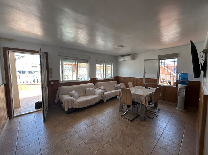 Image No.30-3 Bed House for sale