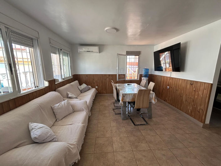 Image No.31-3 Bed House for sale