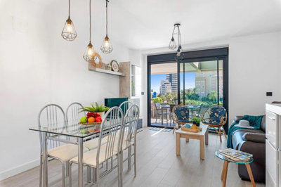 10-bb915d1cb19341576dcdc994b81ab9c5