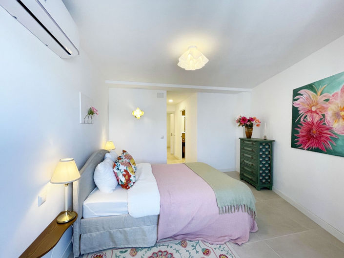 Image No.27-3 Bed Apartment for sale