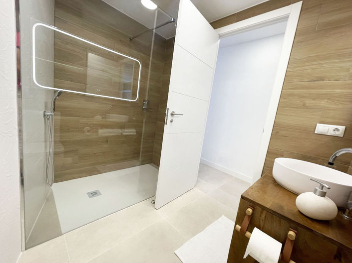 Image No.30-3 Bed Apartment for sale