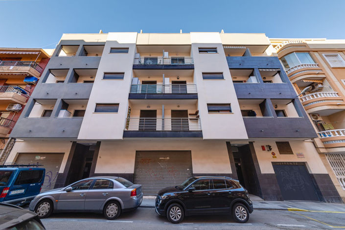 Image No.3-Appartement de 3 chambres à vendre à Torrevieja
