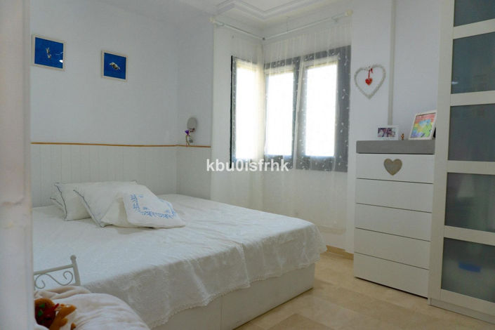 Image No.25-2 Bed Penthouse for sale