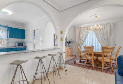 9-467d0cee5b725f3ef65f102a0c2e69c0