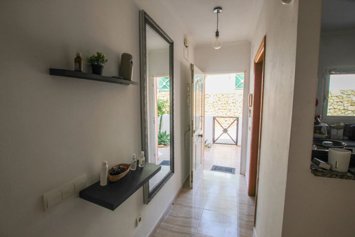 Image No.13-2 Bed House for sale