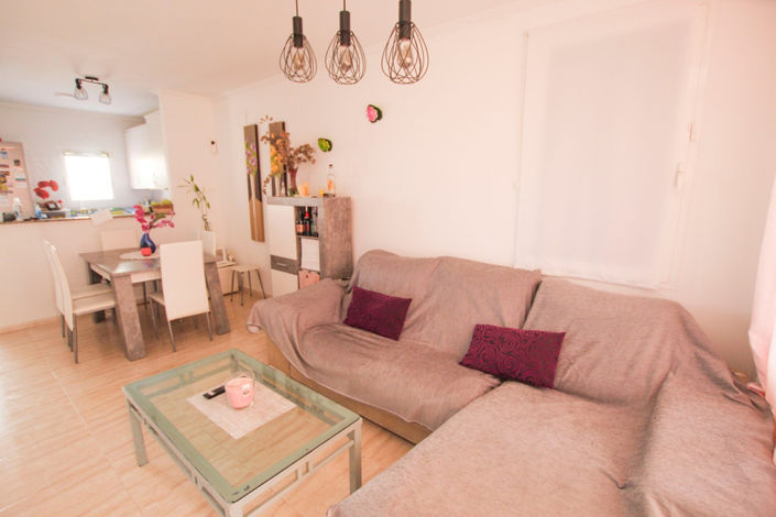 Image No.18-2 Bed House for sale