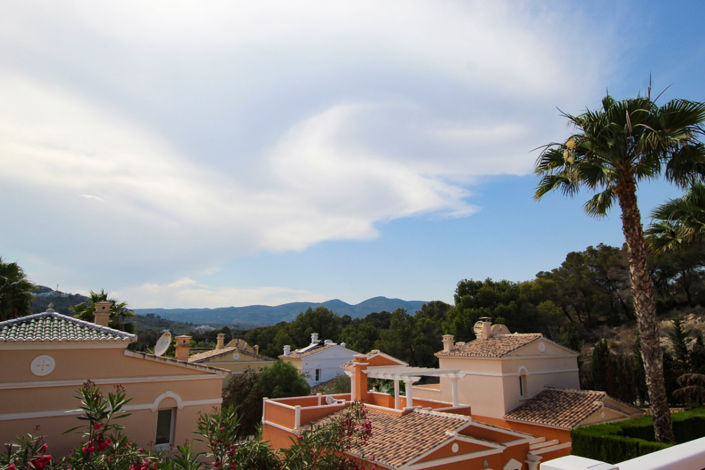 Image No.3-2 Bed House for sale