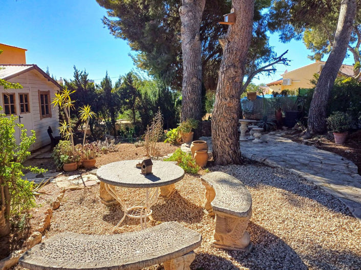 Image No.16-2 Bed House for sale