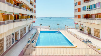 10-bb915d1cb19341576dcdc994b81ab9c5