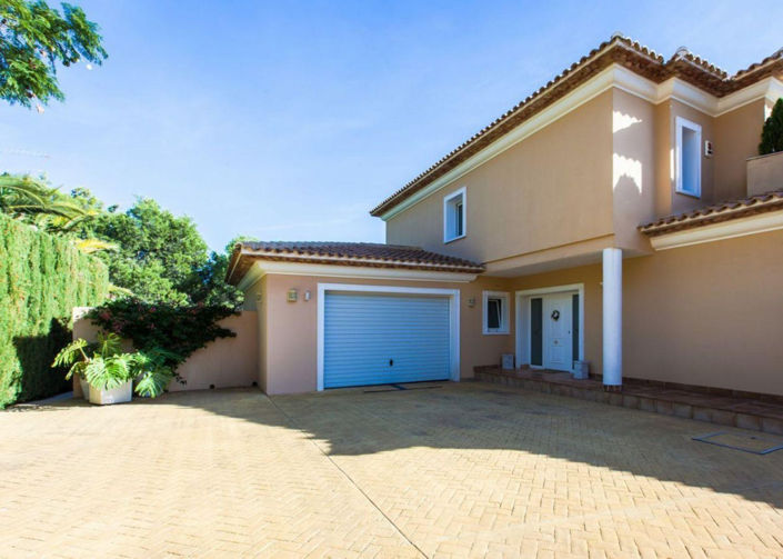 Image No.20-3 Bed House for sale