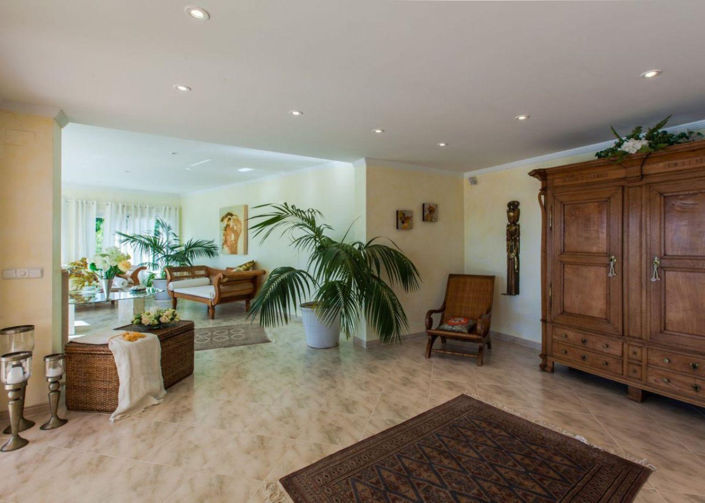 Image No.7-3 Bed House for sale