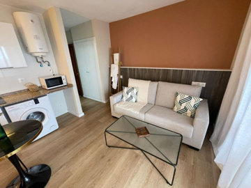 9-467d0cee5b725f3ef65f102a0c2e69c0