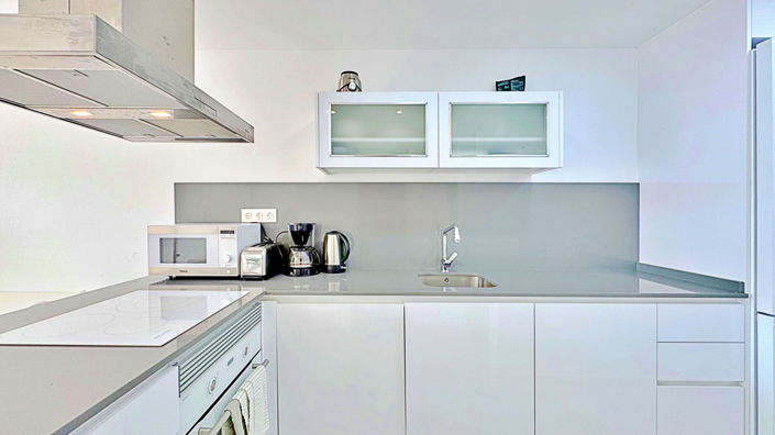 Image No.12-3 Bed House for sale