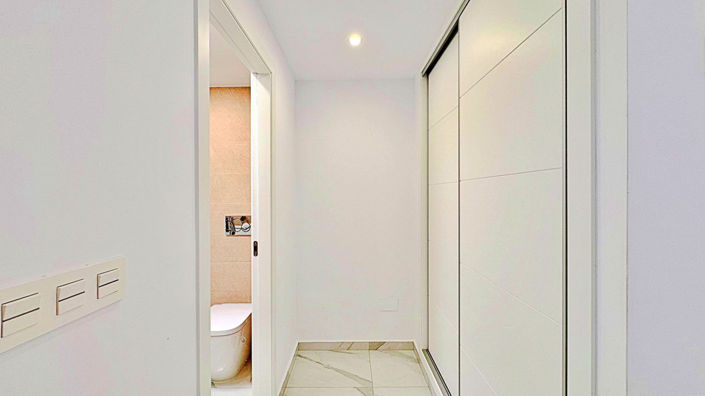 Image No.20-3 Bed House for sale