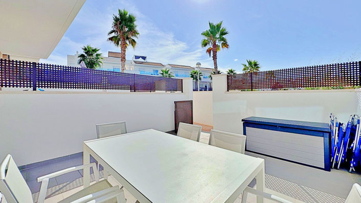 Image No.6-3 Bed House for sale