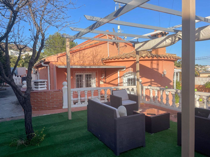 Image No.26-3 Bed House for sale