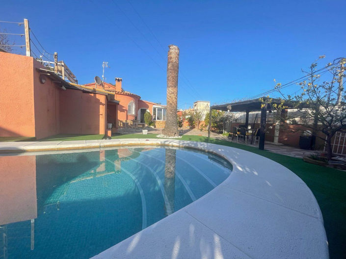 Image No.27-3 Bed House for sale