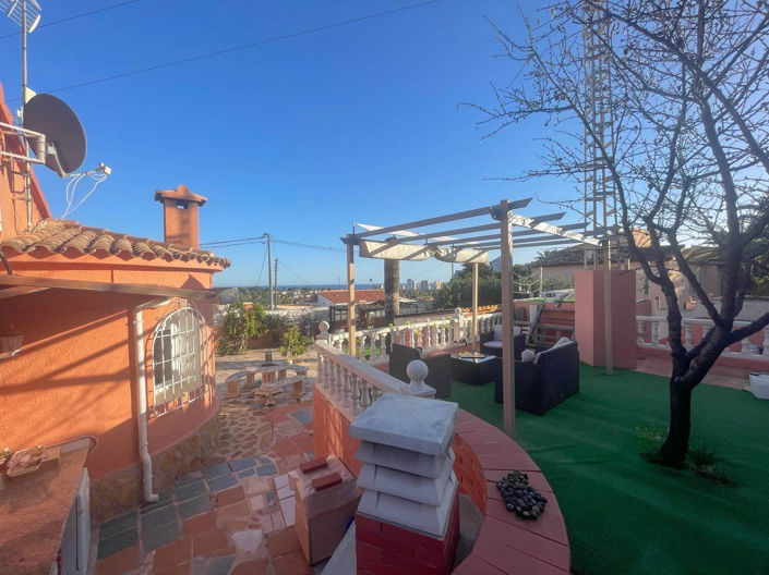 Image No.31-3 Bed House for sale