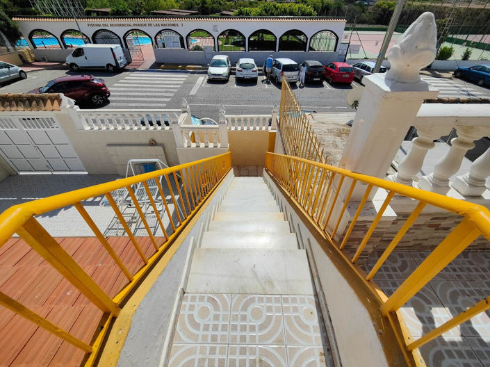 Image No.31-3 Bed House for sale