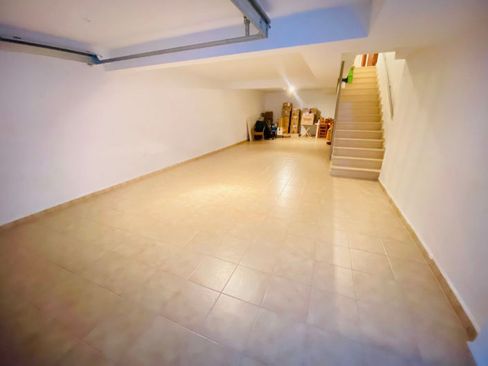 Image No.20-3 Bed House for sale