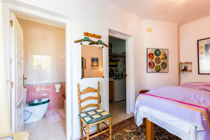 Image No.39-4 Bed House for sale