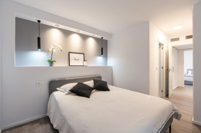 12-53013098fcab6c38b1379cd33298e050