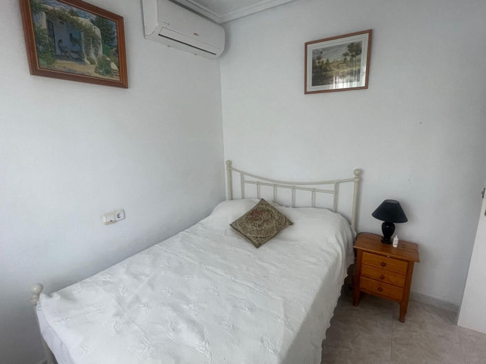 Image No.16-3 Bed House for sale