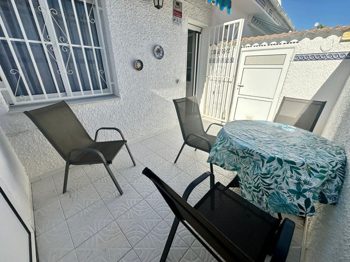 Image No.14-2 Bed House for sale