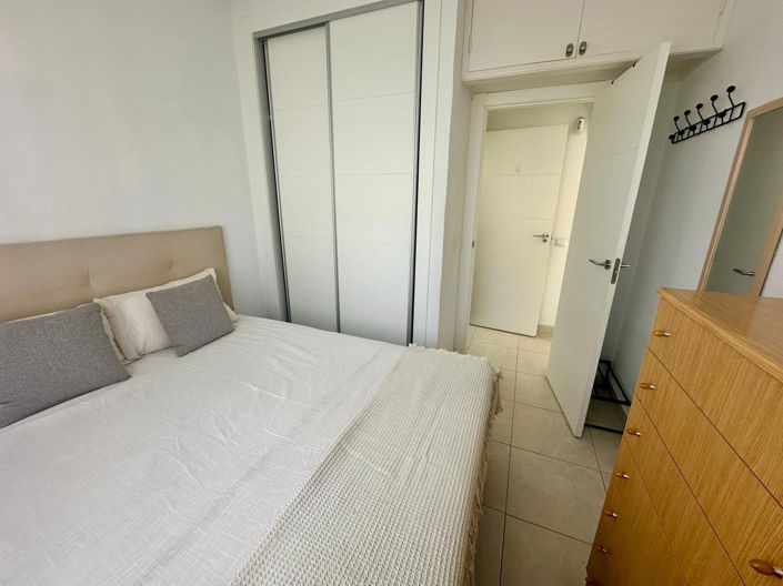 Image No.21-2 Bed House for sale