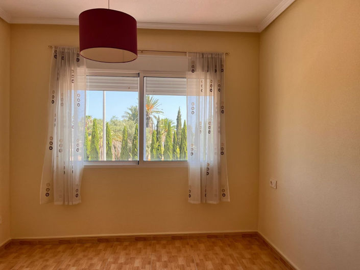 Image No.14-3 Bed House for sale