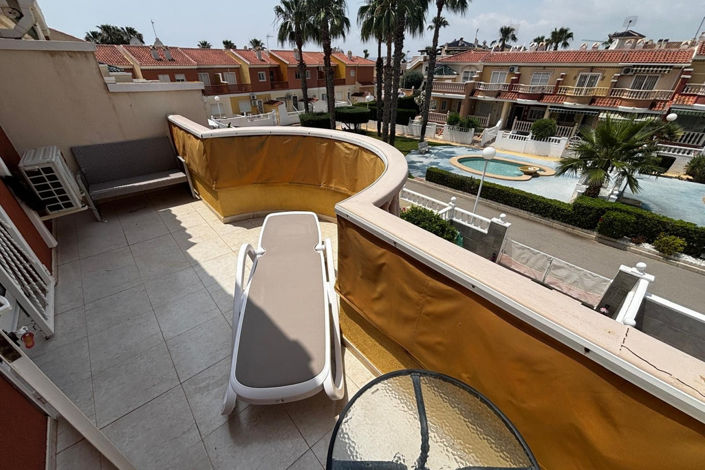 Image No.11-3 Bed House for sale