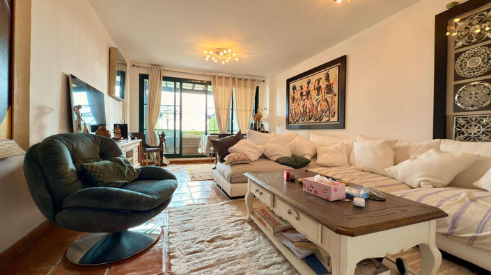 Image No.13-2 Bed House for sale