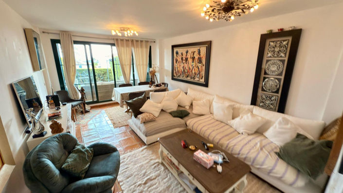 Image No.14-2 Bed House for sale