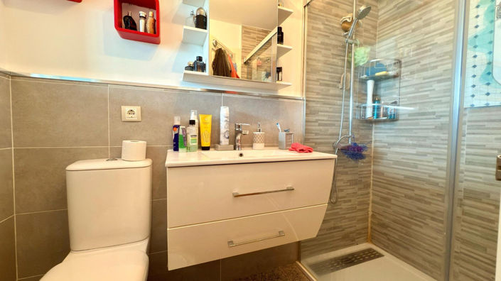 Image No.2-2 Bed House for sale