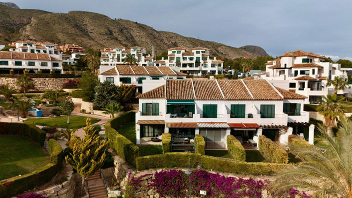 Image No.21-2 Bed House for sale