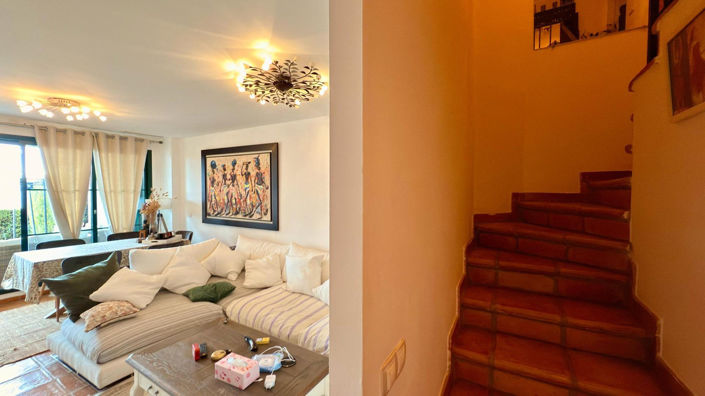 Image No.8-2 Bed House for sale