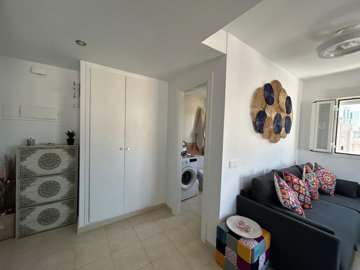 11-20939a0134ad724a8cb2a801094d15a4