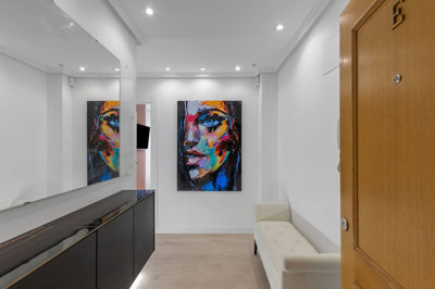 7-aa4cc561180b369757c0bb4af9886cd3