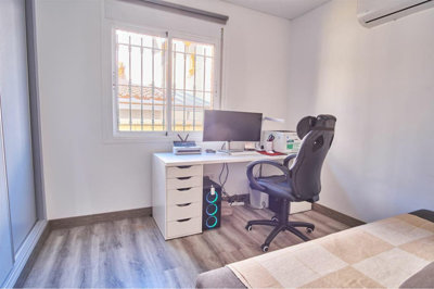 12-53013098fcab6c38b1379cd33298e050