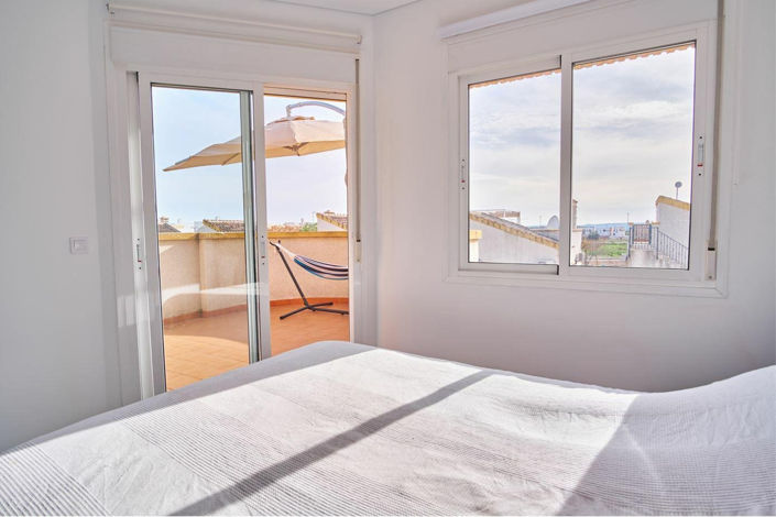 Image No.2-3 Bed House for sale