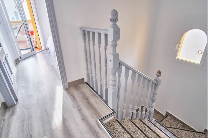 Image No.23-3 Bed House for sale