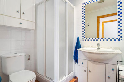 13-5fd73dea700db77384c091ca9818b1a9