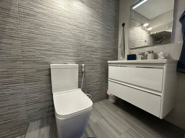 12-53013098fcab6c38b1379cd33298e050