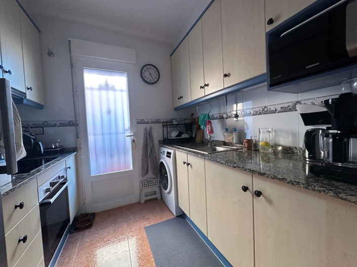 Image No.16-3 Bed House for sale