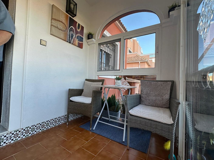 Image No.21-3 Bed House for sale